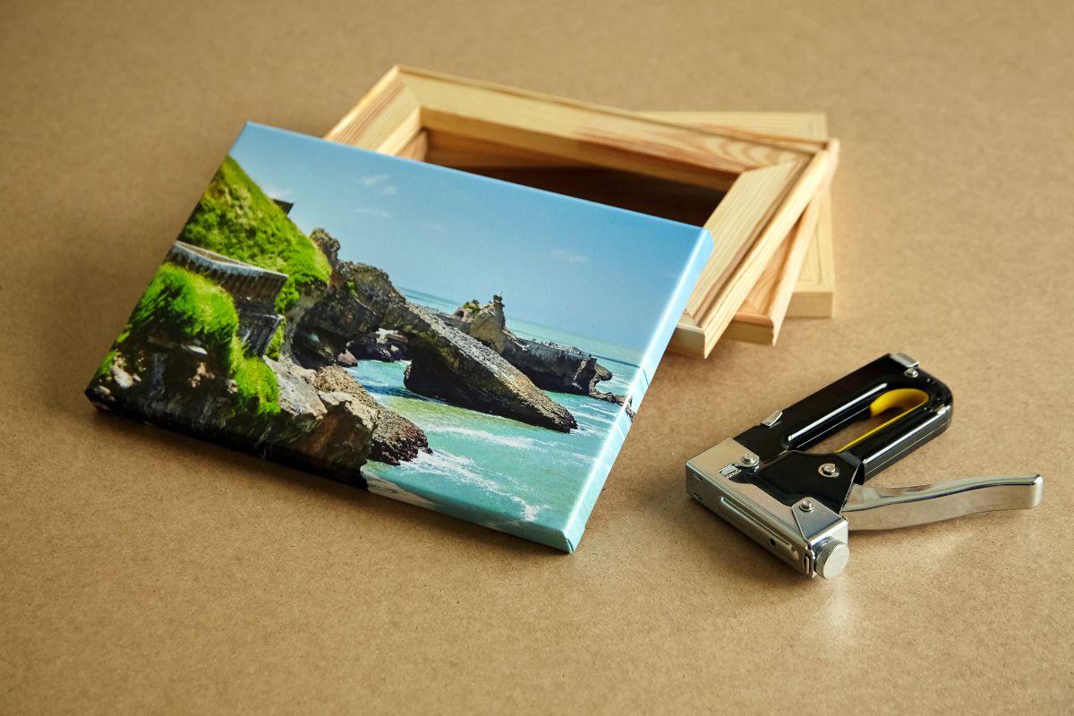 Gallery Wrap vs. Stretched Canvas: Understanding the Differences