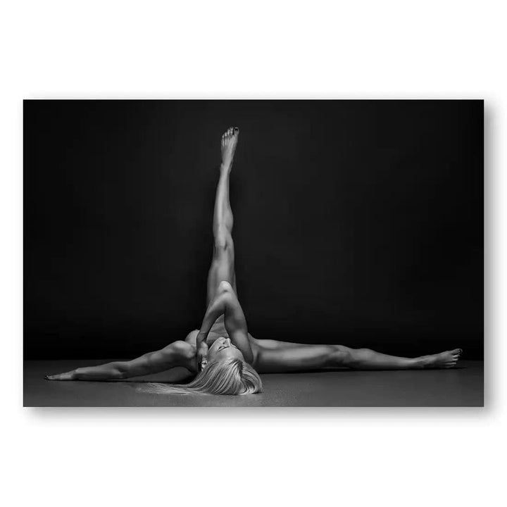 Elegant Poise Print (Landscape)