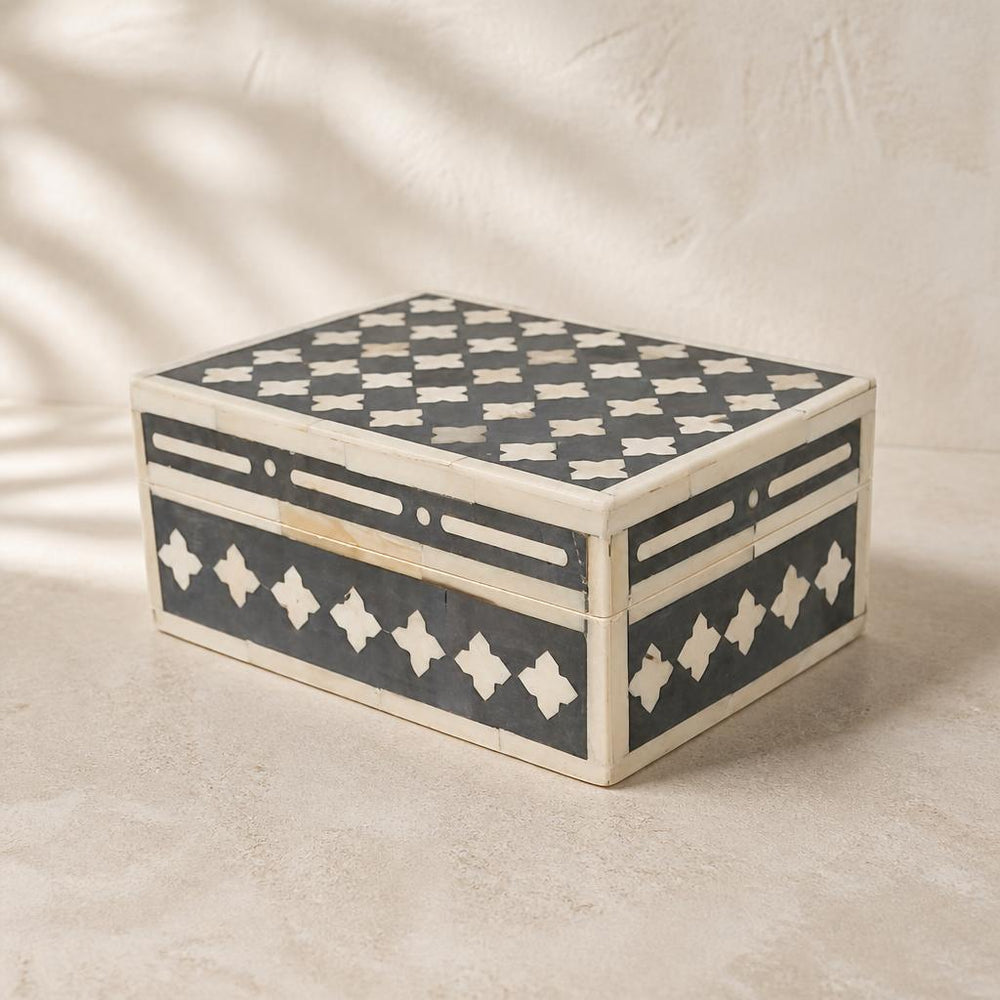 Slate and white quatrefoil bone inlay box, studio view
